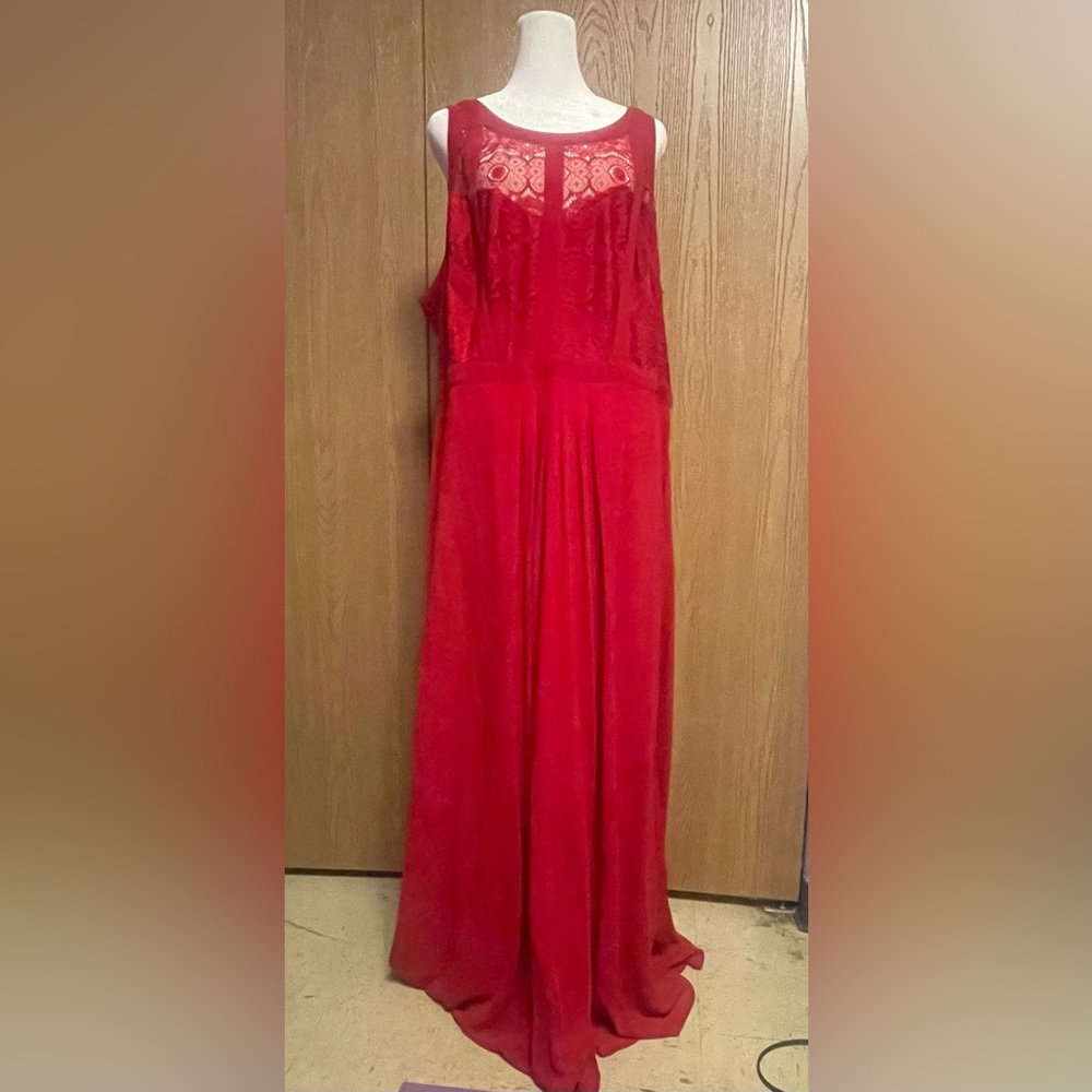 City Chic Elegant Red Gown